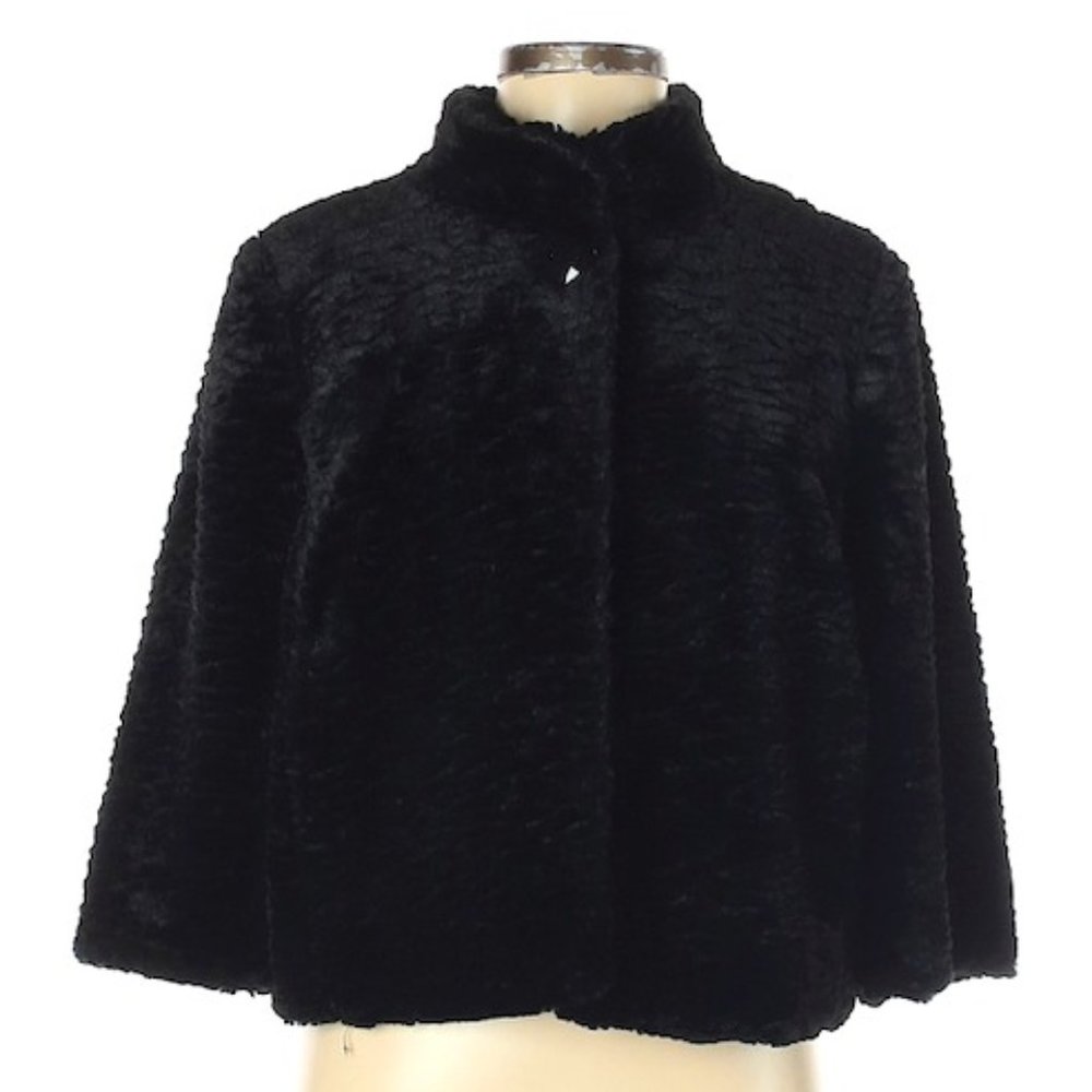 🛑TEMPORARY HOLD🛑 NWOT Vintage Faux Fur Cropped Shawl Jacket